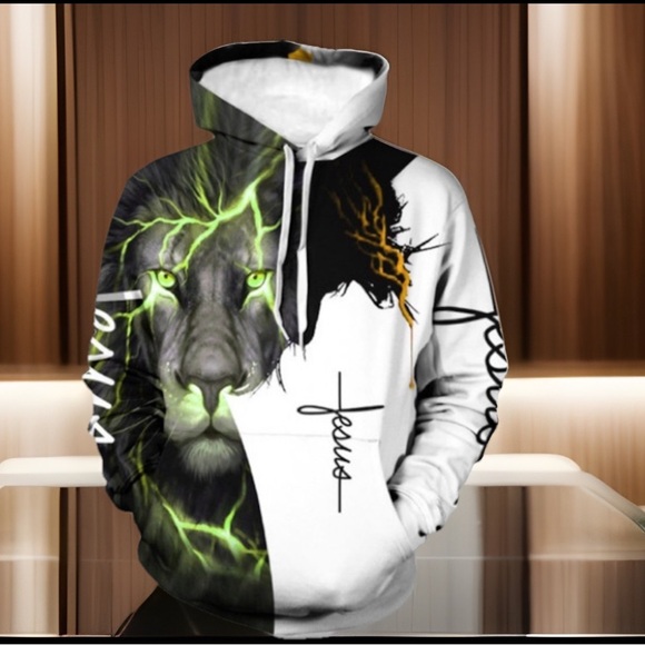 LION & JESUS On The Cross WVerse Long Sleeve kangaroo Pocket Hoodie Pullover - Picture 1 of 5